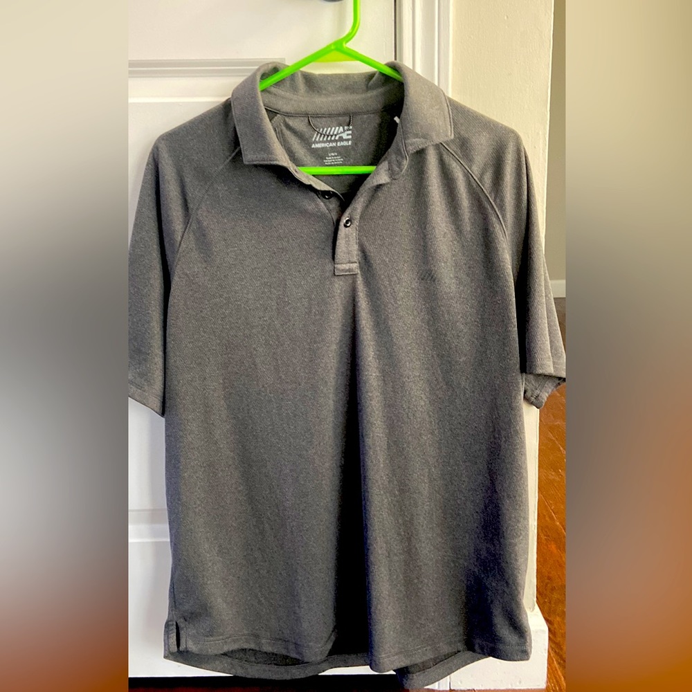 American Eagle active polo size L